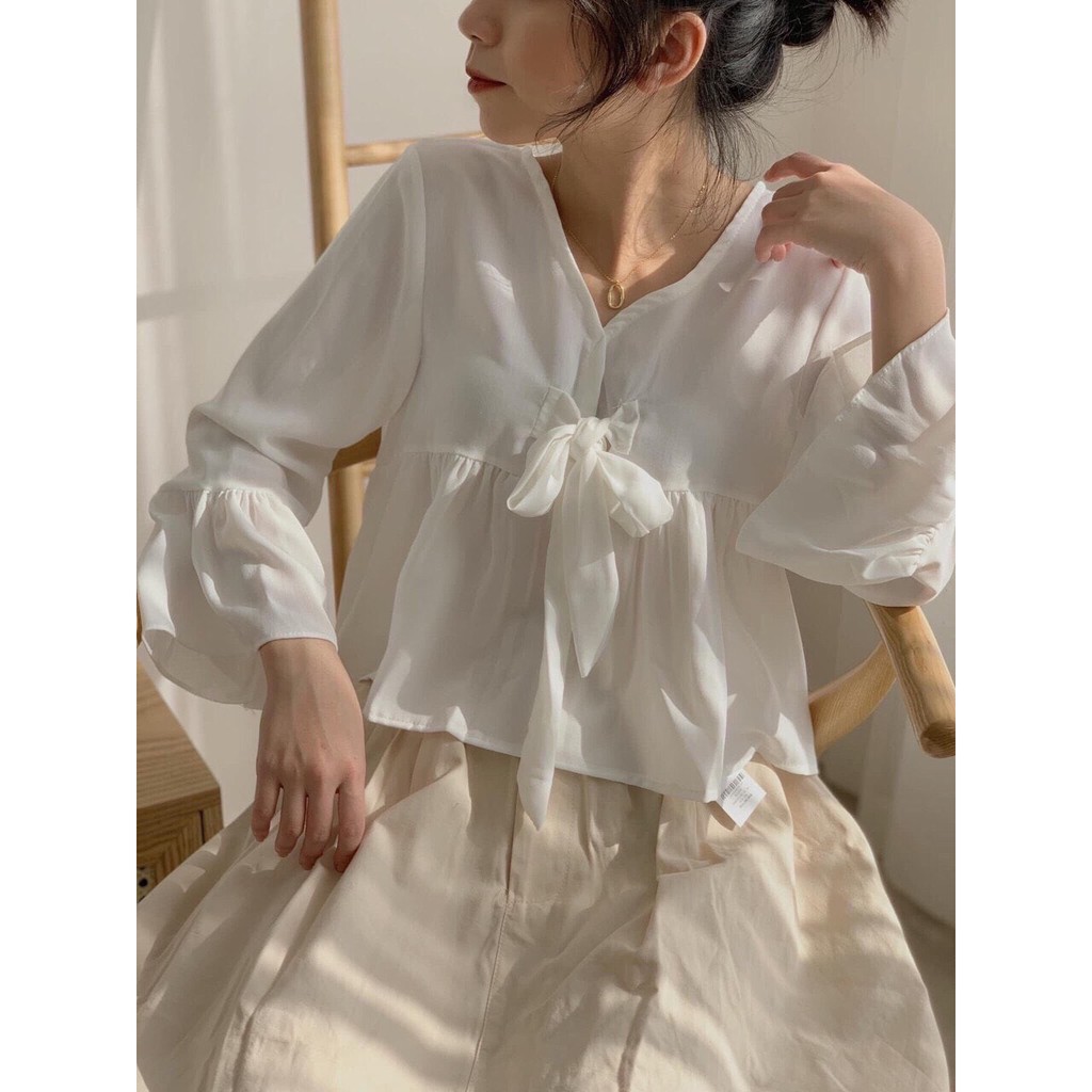 ÁO BABYDOLL TRẮNG TRƠN BUỘC NƠ CỔ V TAY LOE ULZZANG