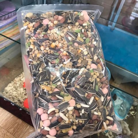 Thức ăn cơ bản hamster loại 1