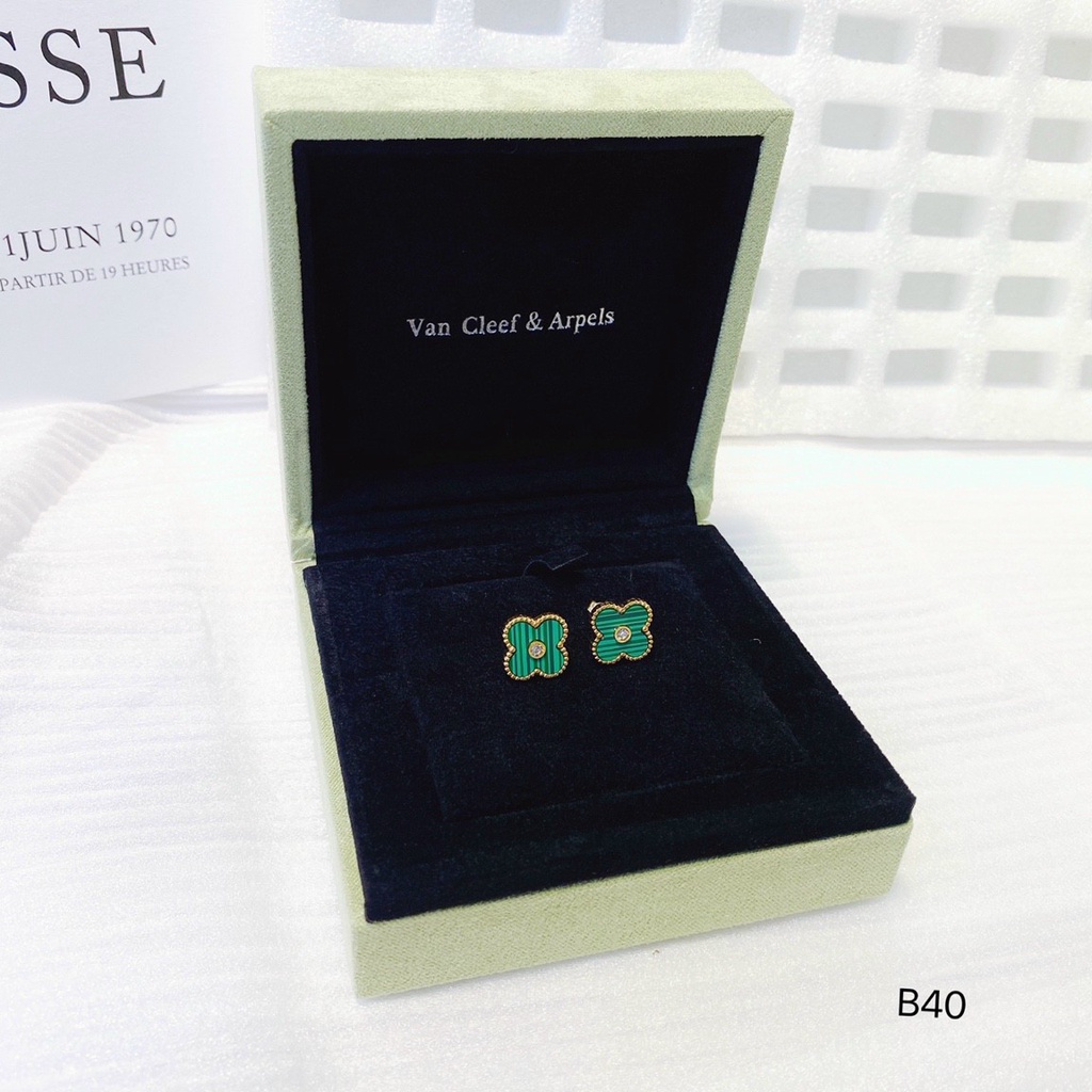 Set vòng tay, bông tai, dây chuyền titan cao cấp không rỉ màu xanh lá sang chảnh