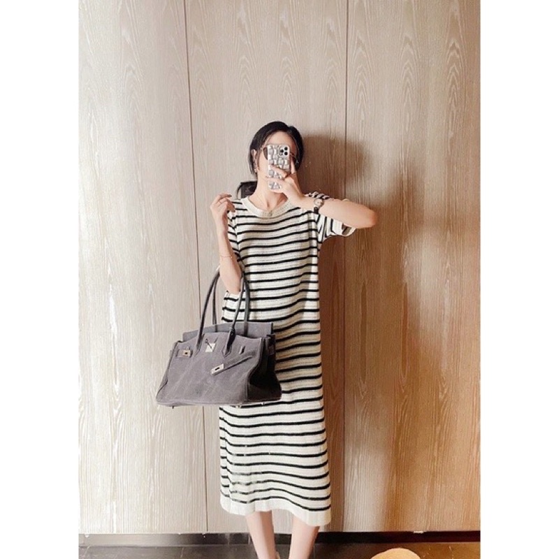 Đầm len kẻ ngang Mongtoghi hàng Quảng Châu cao cấp Chất đẹp