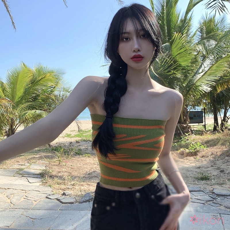 Áo Croptop Dệt Kim Hoạ Tiết Kẻ Sọc Thiết Kế Quyến Rũ