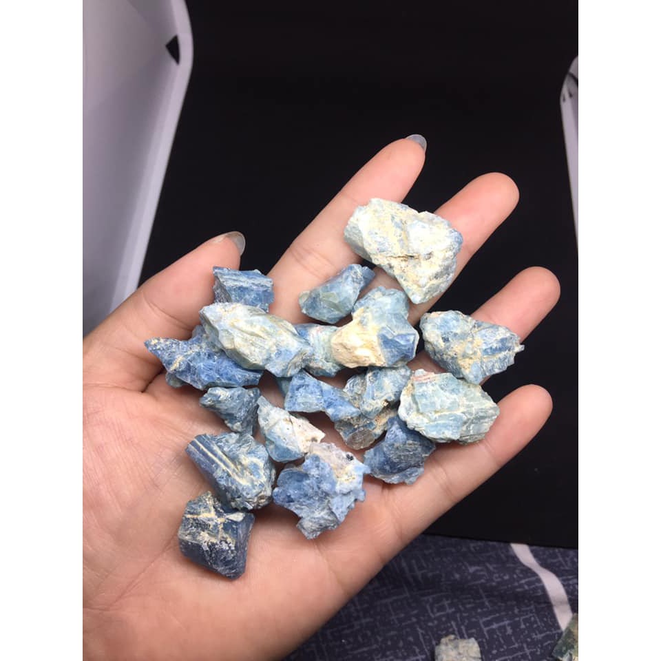 AQUAMARINE thô chỉ từ 5k