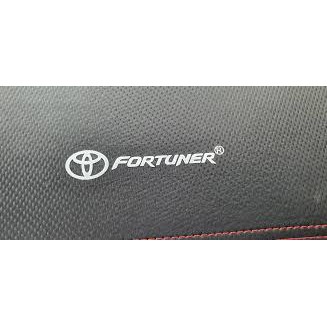 Fortuner, thảm taplo da vân carbon chống nóng toyota Fortuner 2017-2020