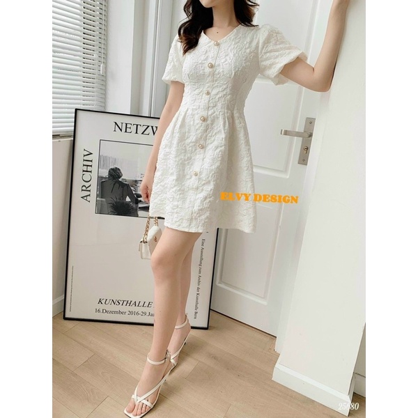 Váy trắng tiểu thư swan dress