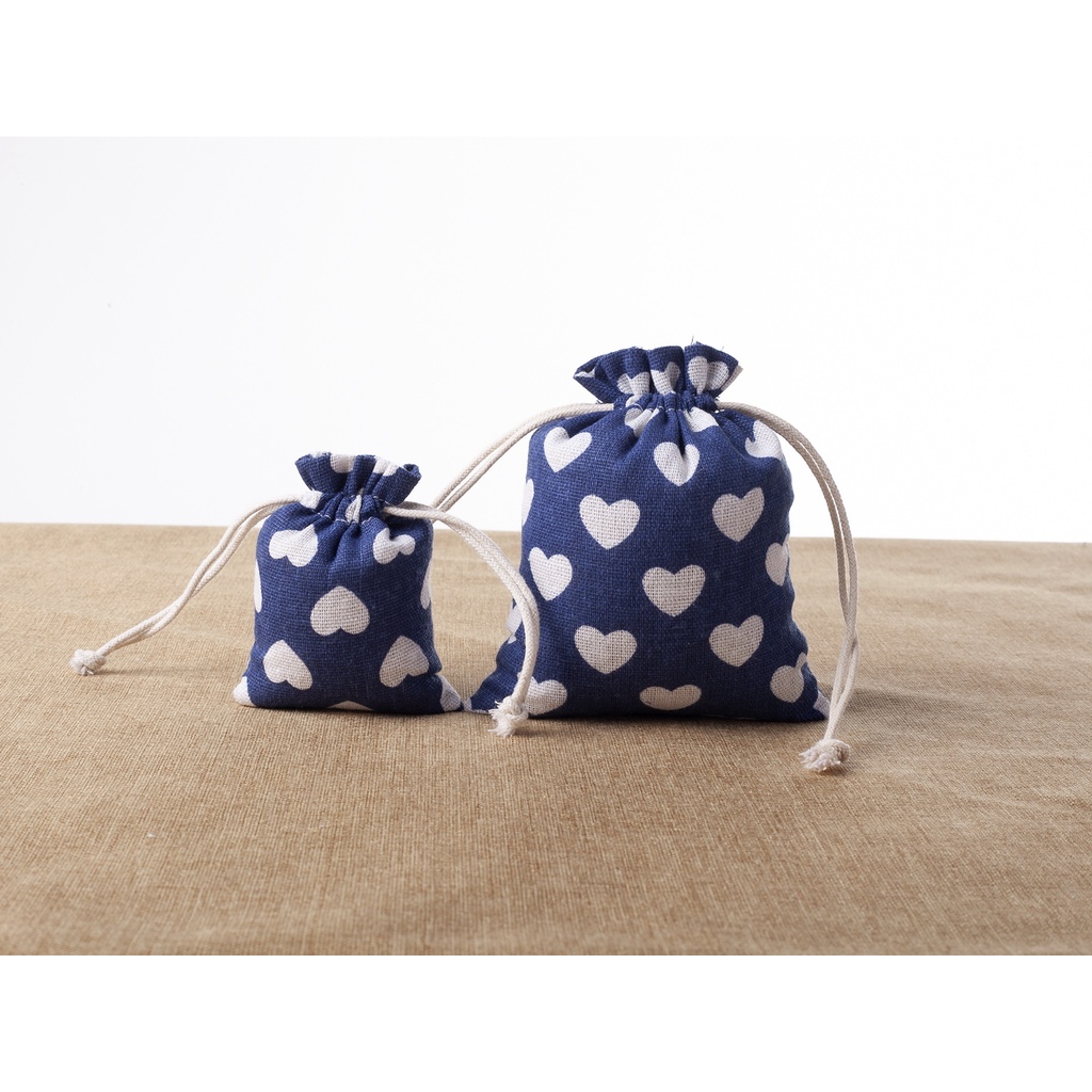 Túi vải canvas xanh dương dây rút 9*12 cm in hình trái tim đựng trang sức, vòng tình yêu, vòng đá phong thủy