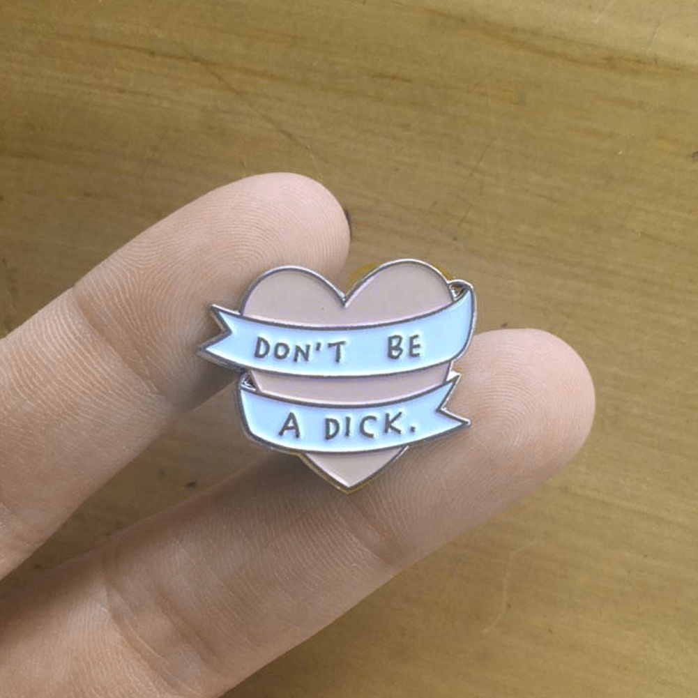 Ghim cài áo hình trái tim xinh xắn dành cho nữ