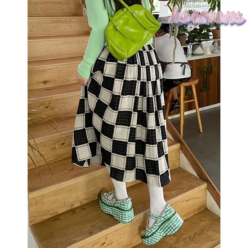 Chân váy chữ A lưng cao họa tiết kẻ sọc caro kiểu dáng thời trang phong cách retro cho nữ