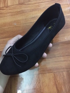 Giày hm nhà e về sll nhé . Phương đoàn