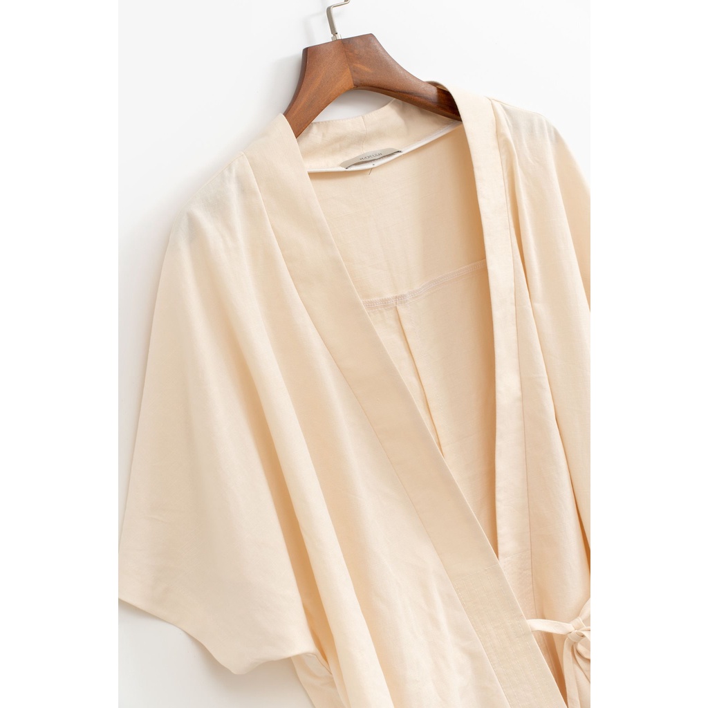 Áo kimono trơn be MADELEN