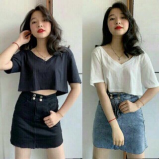 Áo thun croptop cổ V