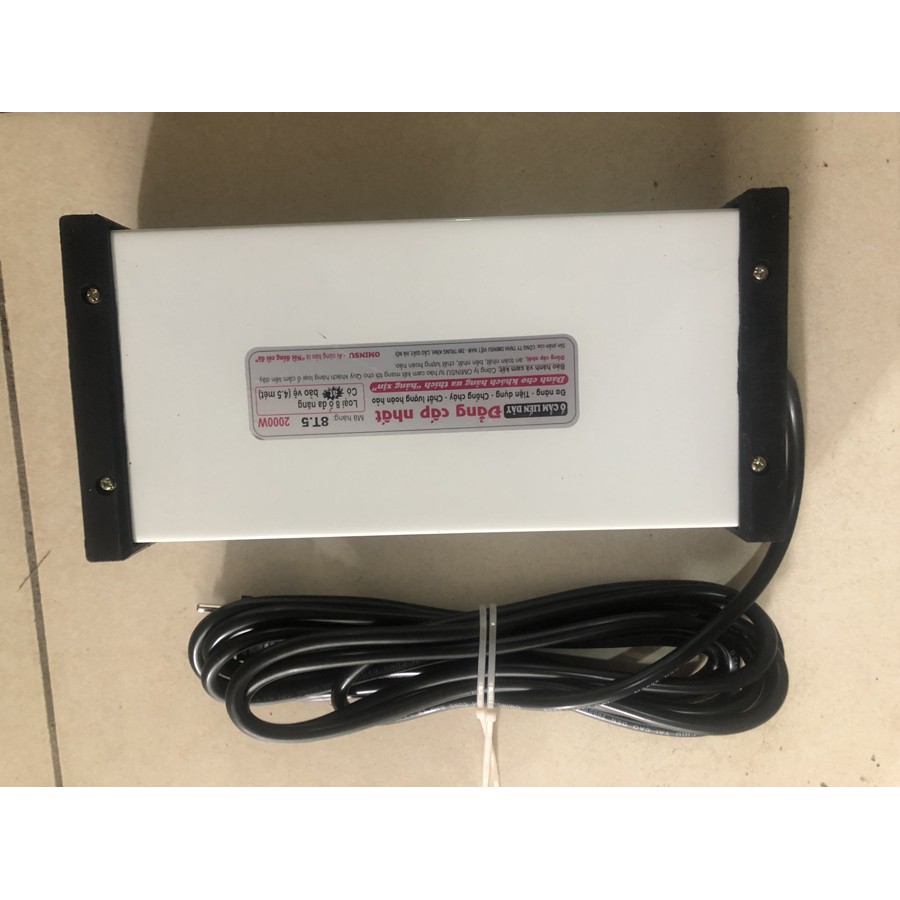 Ổ cắm điện có dây Ominsu 8 cửa đa năng có Aptomat 8T 2000w