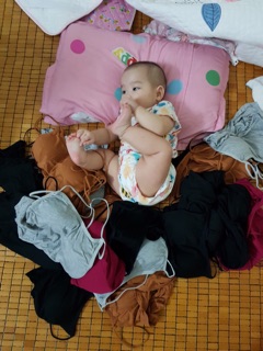 Áo hai dây đan lưng có đệm ngực