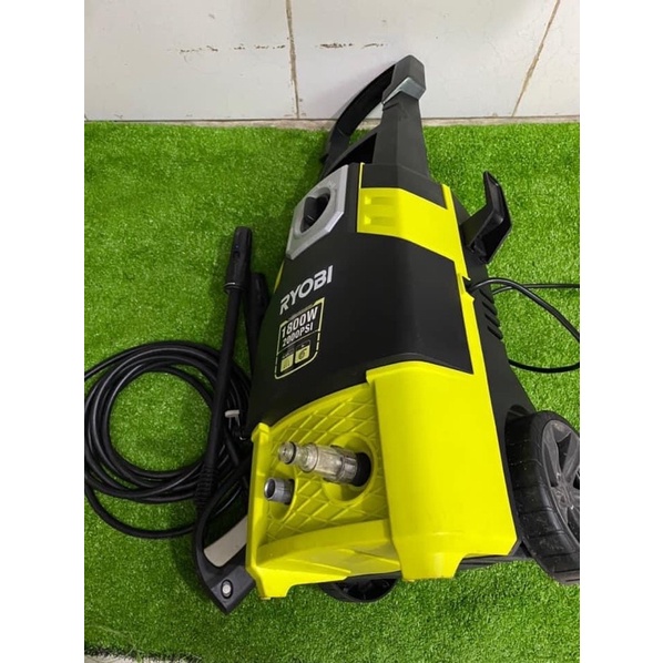 Máy rửa xe ryobi 1800w