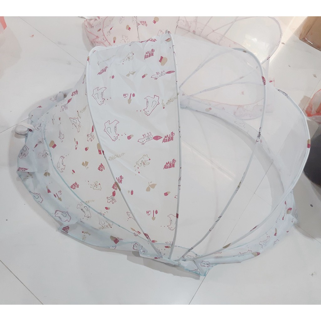 Màn, mùng, nôi chụp cho em bé