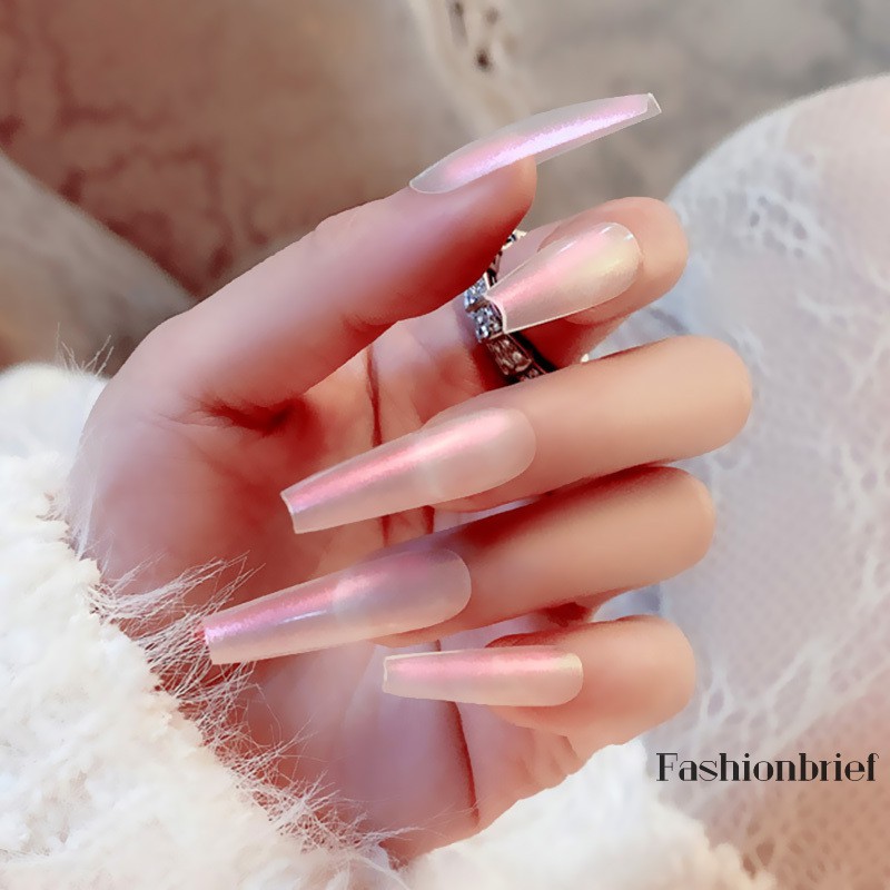 Set 24 Miếng Dán Móng Tay Giả Có Thể Tháo Rời Tiện Dụng