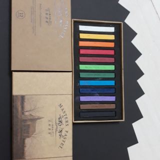 Phấn tiên mua 1 hộp tặng 10 tờ giấy a4 đen