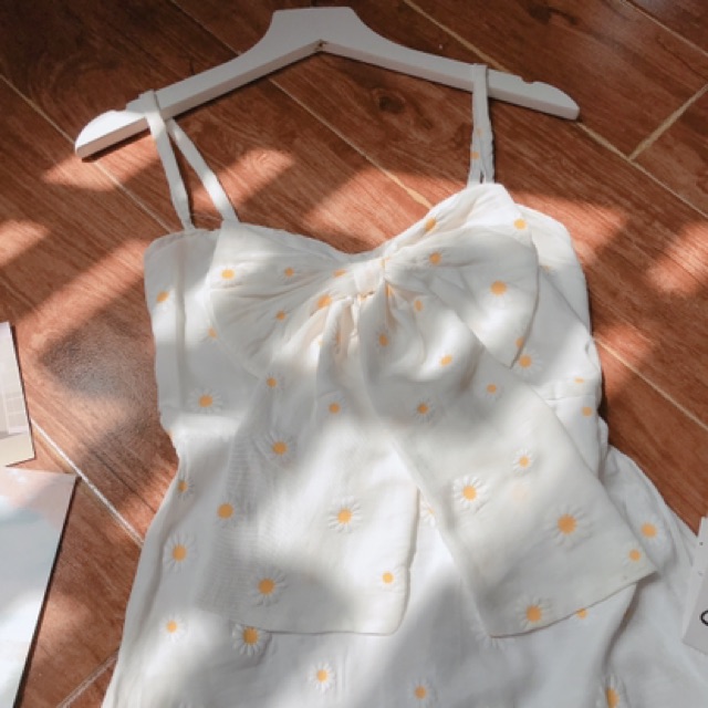 VÁY HAI DÂY NƠ CHẤM BI