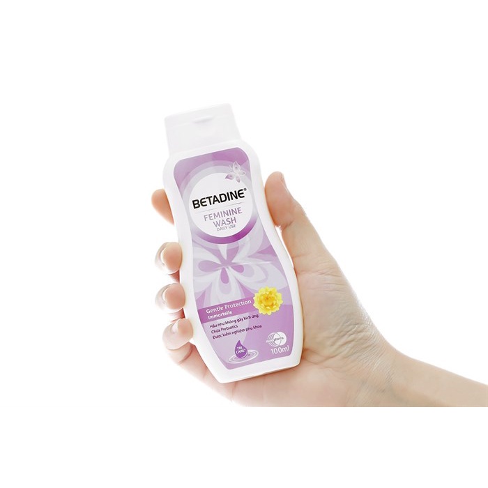 Dung dịch vệ sinh phụ nữ Betadine Gentle Protection chai 100ml/250ml