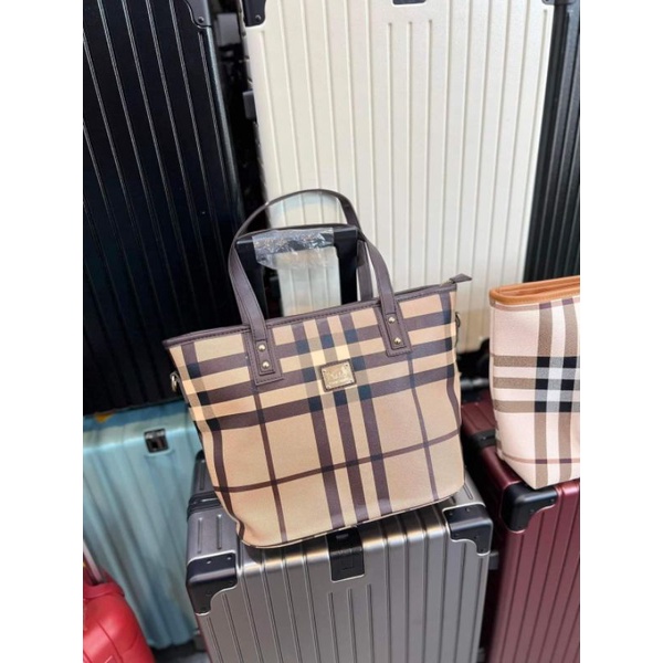 Túi Burberry công sở