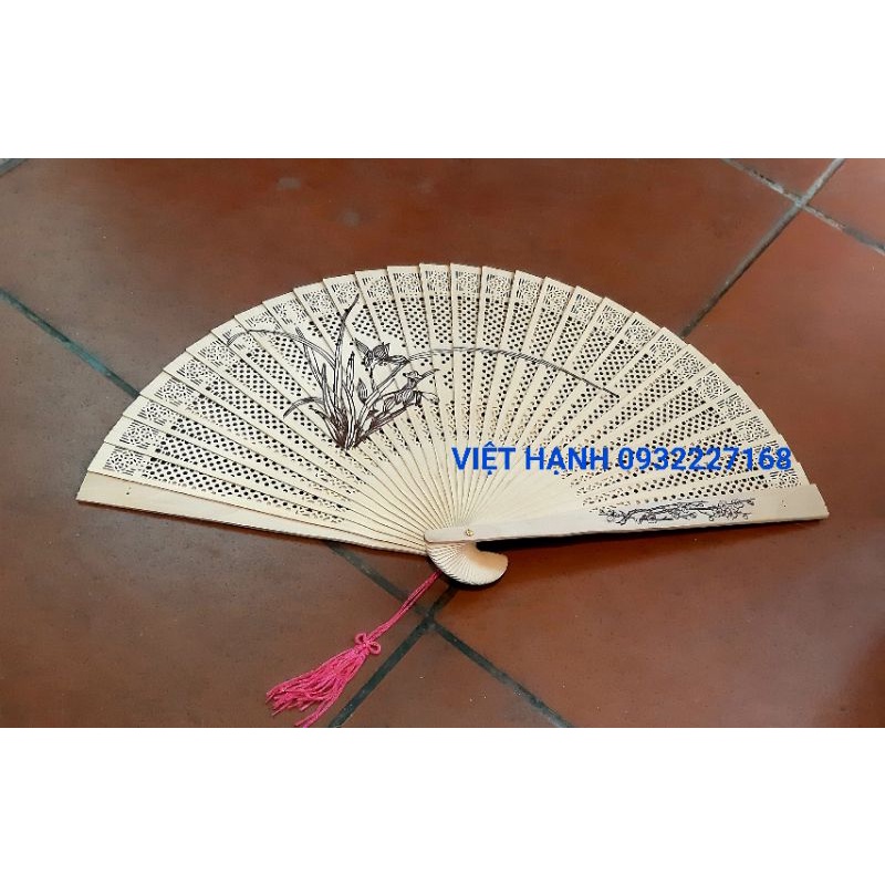Quạt gỗ thơm - Đồ Hầu Đồng - Cúng lễ - Biểu diễn