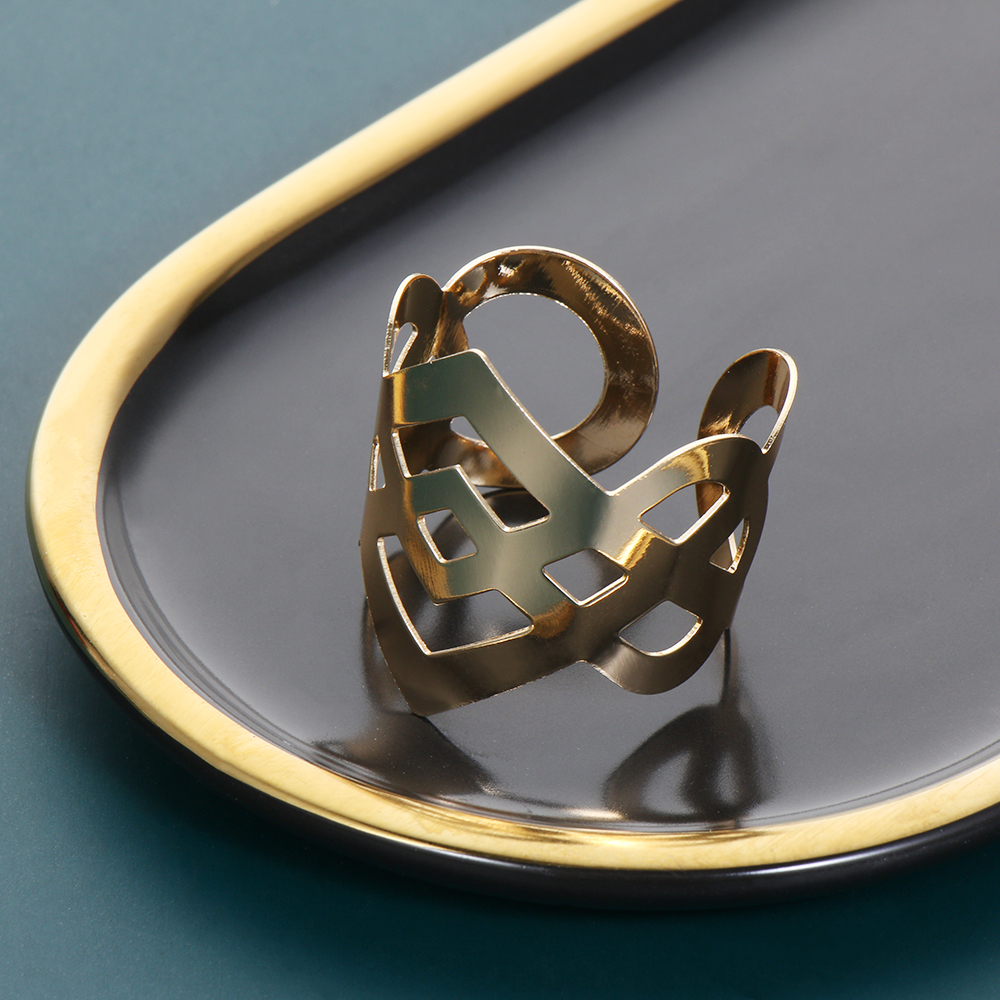 Kẹp Giữ Khăn Ăn Hình Trái Tim Trang Trí Bàn Ăn