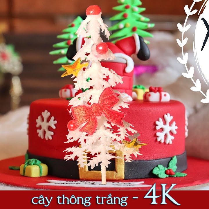 Cây thông nhựa trắng mũ đỏ trang trí bánh kem