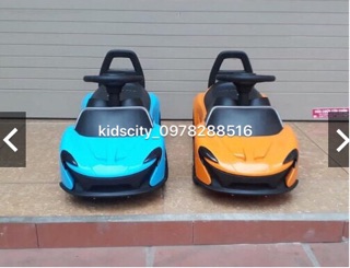 Xe ô tô bơi chân cho bé(Nhạc+Tựa lưng+cốp đựng đồ)