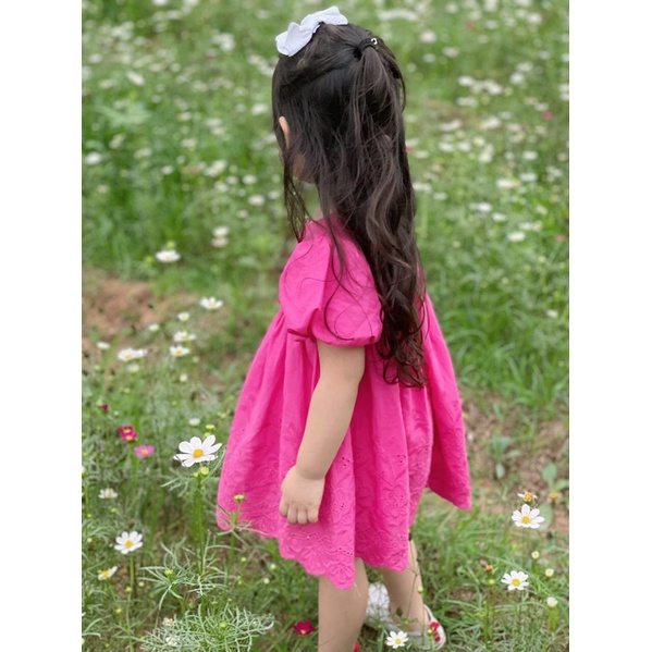 Váy Lennco hồng cánh sen tay bồng chân ren cho bé gái