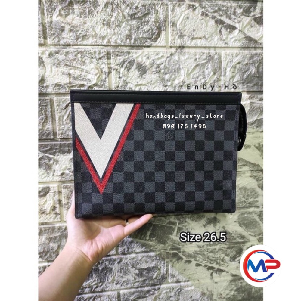 clutch cầm tay nam kẻ ô phối họa tiết v sang trọng