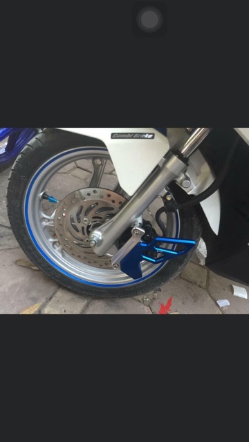 Bảo vệ heo dầu trước xe air blade