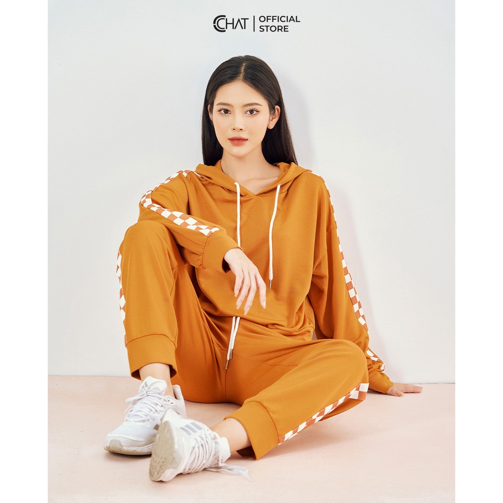 Bộ Thể Thao 𝐂𝐂𝐇𝐀𝐓 Kiểu Họa Tiết Có Mũ Phong Cách Trẻ Trung Thanh Lịch 22DDC8002GT