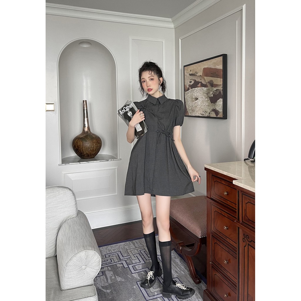 Đầm  cổ sơ mi thân thắt nơ caro nhí