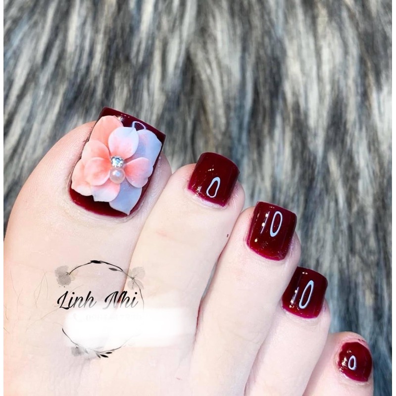 Hoa bột móng chân