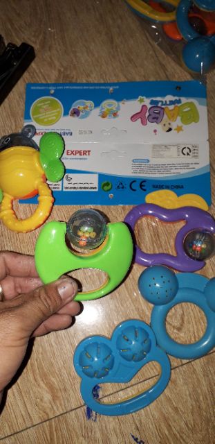 Sét 5 chiếc lục lạc cầm tay bằng nhựa rất đẹp ms10_5g