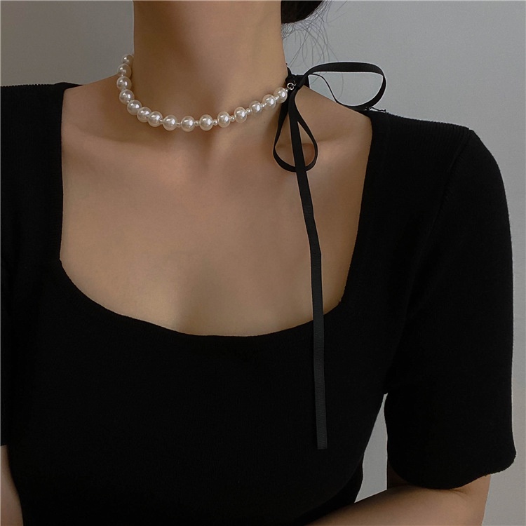 Vòng cổ choker đính ngọc trai đen ngọt ngào thời trang Hàn Quốc cho nữ