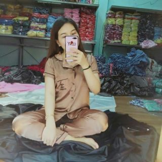 3 Đồ bộ pizama cho khách sĩ