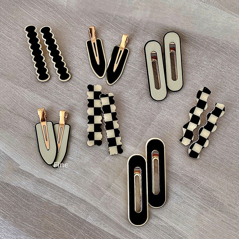 Kẹp Tóc Họa Tiết Ô Vuông Trắng Đen Hiện Đại
