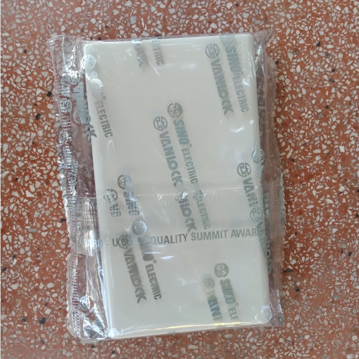 Mặt điện che kín  Sino