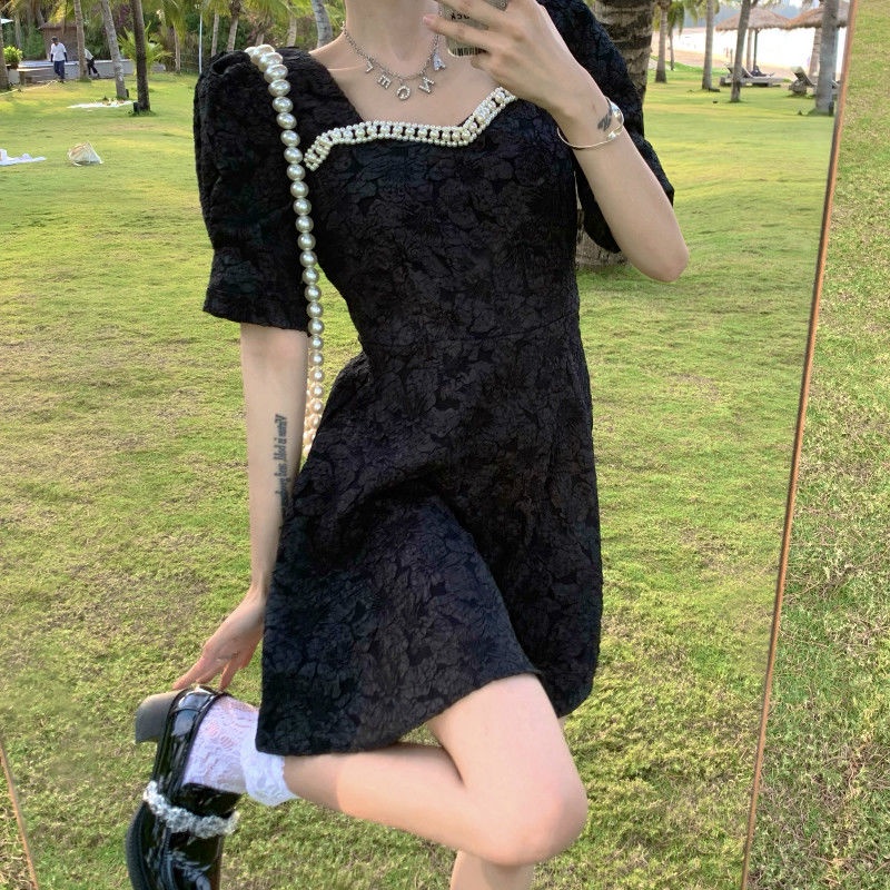 Đầm Đen Tay Ngắn Phong Cách Pháp Thời Trang Mùa Hè 2022 Cho Nữ