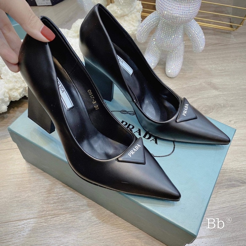 Giầy prada mẫu newwww  Chuẩn hàng super fullbox bill túi giấy