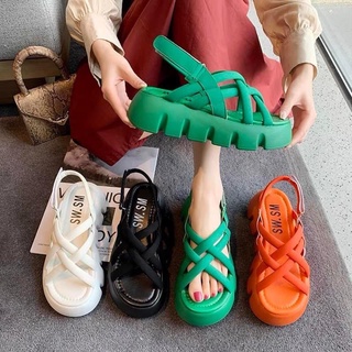 Sandal độn đế . cao 6cm