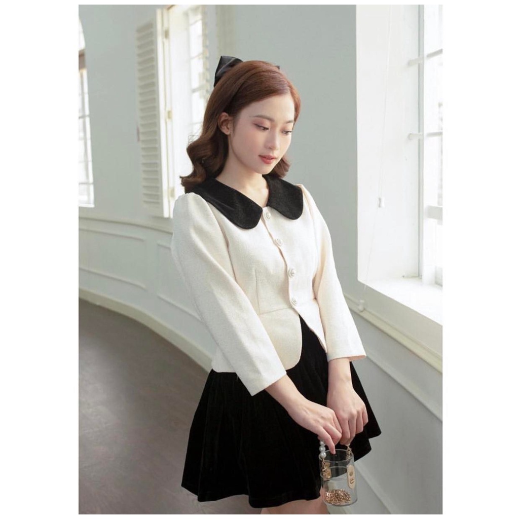SET ÁO CỔ SEN PHỐI ĐEN + CHÂN VÁY NHUNG ĐEN