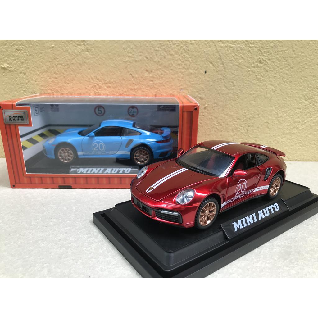 Mô hình xe Porsche 911 TurboS 1:32