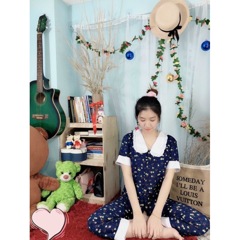 HOT BỘ HOA NHÍ TNQD CỔ VIỀN