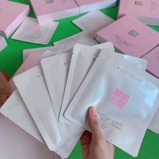 Mặt nạ ủ trắng Collagen