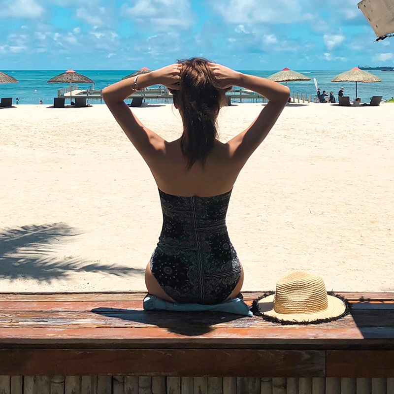 Thiết kế mới Áo tắm cổ điển ống một mảnh Lady gợi cảm tụ tập áo tắm đi biển mỏng | BigBuy360 - bigbuy360.vn