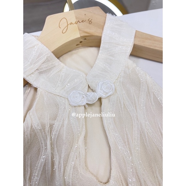 Jane Sườn xám ngắn tay xẻ tà ren gân quyến rũ