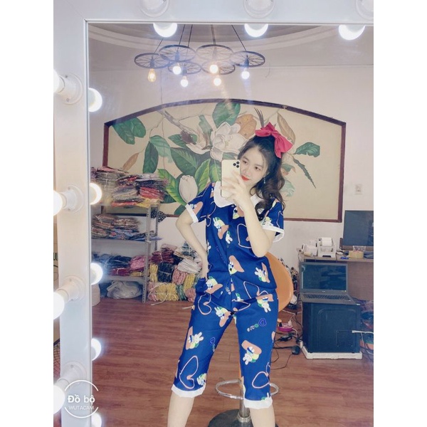 Pijama lụa tay ngắn quần lửng cổ sen