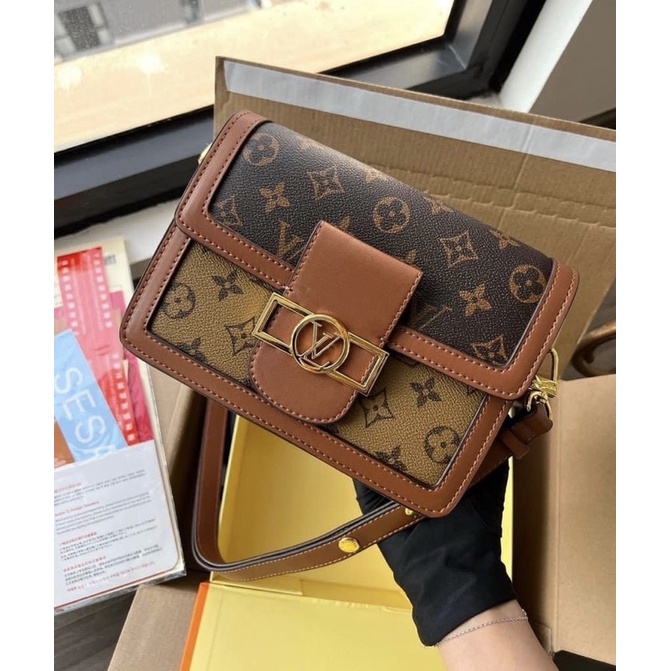 Túi xách Lv dauphine kẹp nách 2 ngăn 2 dây nút size 20 fullbox nam châm bill - Loại Đẹp da mềm mướt