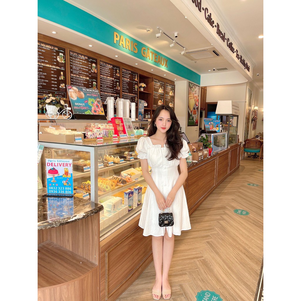 Váy Trắng cổ vuông | BigBuy360 - bigbuy360.vn